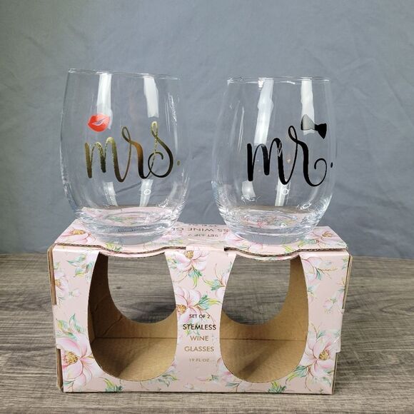 Tri-Coastal Designs 2019 Mr. & Mrs. Stemless Wine Glass‎ Set - Picture 1 of 8